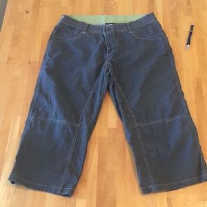 Kuhl Like New Mid Calf Capris